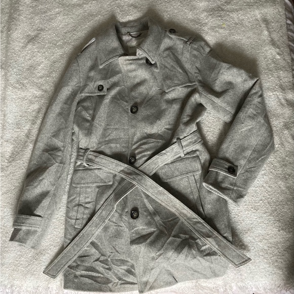 Banana republic women’s large coat - Picture 2 of 3